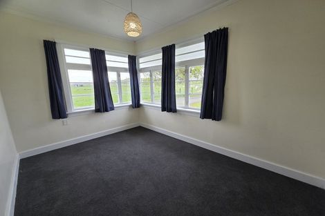 Photo of property in 35 Factory Road, Paretai, Balclutha, 9271