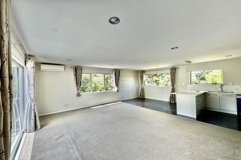 Photo of property in 25 Schnapper Rock Road, Greenhithe, Auckland, 0632