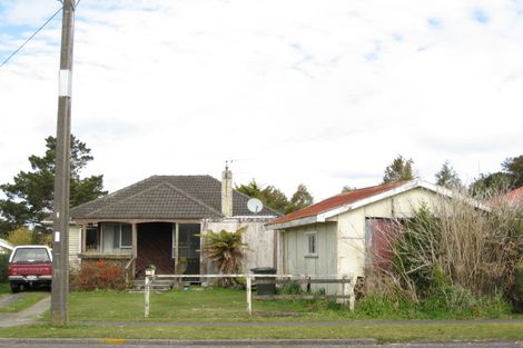 Photo of property in 17 Pembroke Road, Stratford, 4332