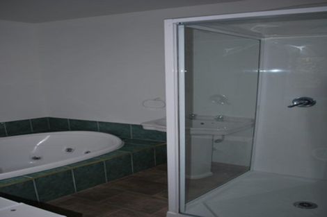 Photo of property in 140 Fernhill Road, Fernhill, Queenstown, 9300