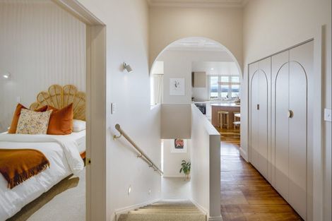 Photo of property in 5 Denholm Road, Hospital Hill, Napier, 4110