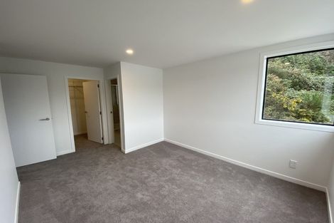 Photo of property in 52 Tiketike Way, Brooklyn, Wellington, 6021