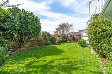 Photo of property in 13 Whites Line West, Woburn, Lower Hutt, 5010