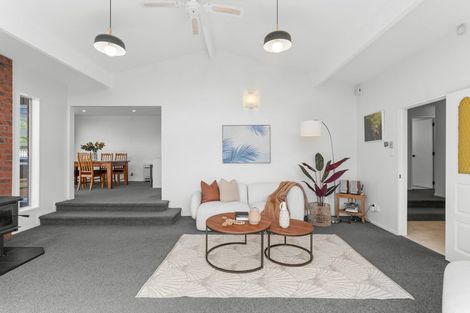 Photo of property in 11a Wyatt Place, Russley, Christchurch, 8042
