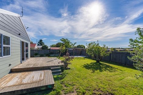 Photo of property in 26 Linwood Drive, Paraparaumu, 5032