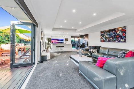 Photo of property in 1/11 Teal Close, Woolston, Christchurch, 8023