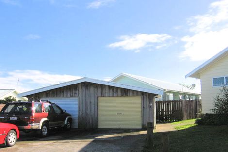 Photo of property in 13a Keri Anne Place, Goodwood Heights, Auckland, 2105