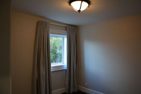 Photo of property in 15 Portland Crescent, Thorndon, Wellington, 6011