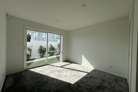 Photo of property in 319a East Coast Road, Mairangi Bay, Auckland, 0630