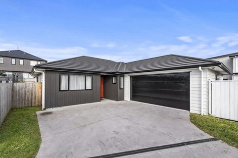 Photo of property in 6/17 North Ridge Drive, Rototuna North, Hamilton, 3281