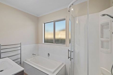 Photo of property in 8 Utopia Park Heights, Welcome Bay, Tauranga, 3112