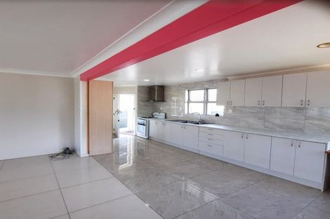 Photo of property in 53 Burbank Avenue, Manurewa, Auckland, 2102