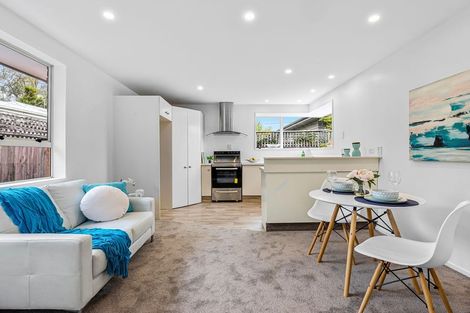 Photo of property in 118 Aorangi Road, Bryndwr, Christchurch, 8053