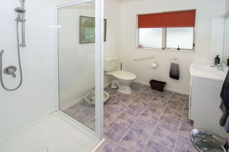 Photo of property in Holdsworth Villas, 59/2 William Donald Drive, Solway, Masterton, 5810