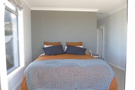 Photo of property in 118a Nicholson Road, Khandallah, Wellington, 6035