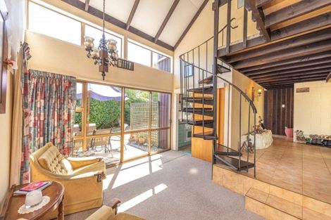 Photo of property in 67 Parkes Avenue, Saint Johns Hill, Whanganui, 4501