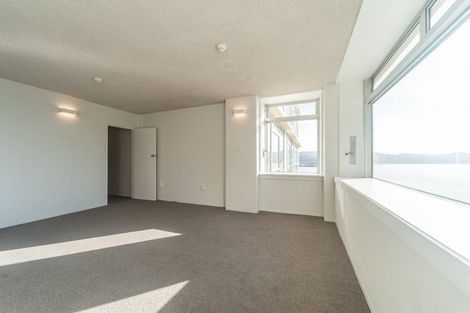 Photo of property in Jerningham Apartments, 20 Oriental Terrace, Oriental Bay, Wellington, 6011