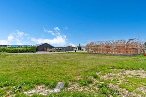 Photo of property in 2 Syrah Lane, Martinborough, 5711