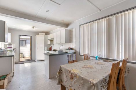 Photo of property in 1/72 Great South Road, Manurewa, Auckland, 2102