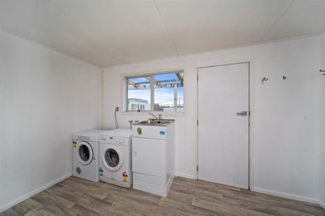 Photo of property in 135 Turuturu Road, Hawera, 4674