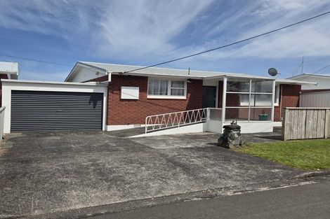 Photo of property in 1/67 Young Street, New Plymouth, 4310