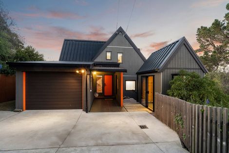 Photo of property in 10 Tuawera Terrace, Clifton, Christchurch, 8081