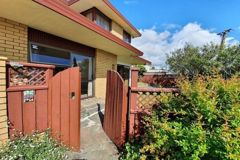 Photo of property in 1a Penning Road, Milford, Auckland, 0620