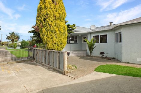 Photo of property in 35 Park Street, Foxton, 4814