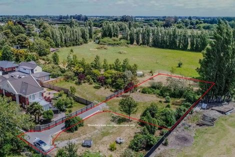 Photo of property in 384 Sawyers Arms Road, Harewood, Christchurch, 8051