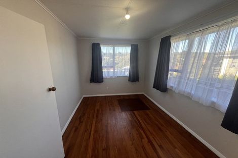 Photo of property in 3 Beauzami Crescent, Ascot Park, Porirua, 5024