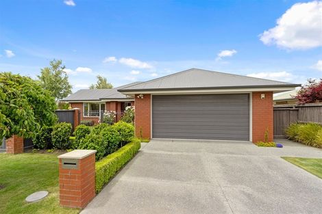 Photo of property in 1 Ross Place, Northwood, Christchurch, 8051