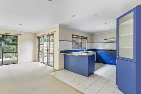 Photo of property in 10 Egret Court, Unsworth Heights, Auckland, 0632