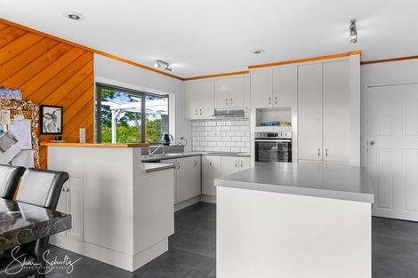 Photo of property in 338 Wairere Road, Waitakere, Henderson, 0782