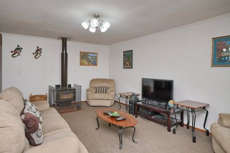 Photo of property in 10 Gibbs Drive, Woodend, 7610