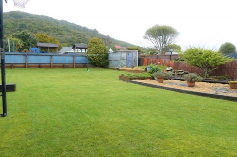 Photo of property in 187 Main South Road, Karoro, Greymouth, 7805