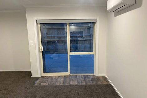 Photo of property in 6a-6b Oswald Place, Stratford, 4332