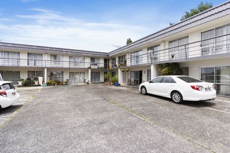 Photo of property in 3/19a Verbena Road, Birkdale, Auckland, 0626