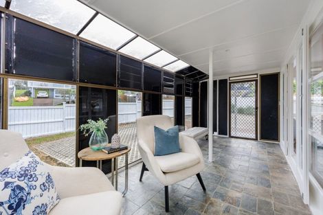 Photo of property in 21 Compton Street, Hillcrest, Auckland, 0627