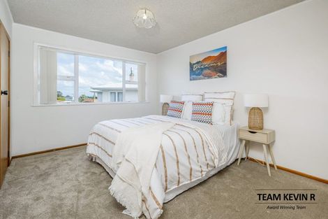 Photo of property in 21 Orchard Rise, Rosehill, Papakura, 2113