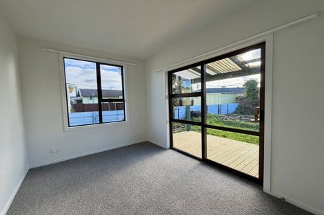 Photo of property in 12 Russell Street, Westport, 7825