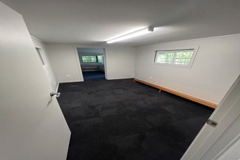 Photo of property in 13 Taupaki Road, Taupaki, Henderson, 0782