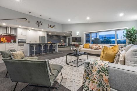 Photo of property in 6a Queenwood Road, Levin, 5510