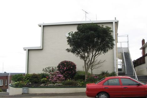 Photo of property in 1/422 Devon Street West, Lynmouth, New Plymouth, 4310