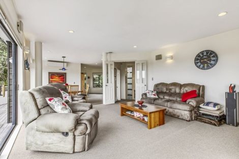 Photo of property in 29 Speedy Crescent, Hillcrest, Auckland, 0627