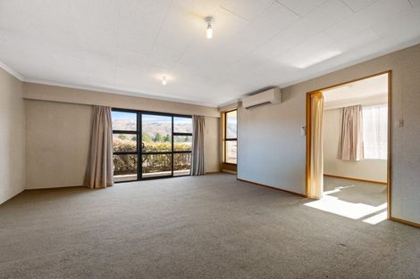 Photo of property in 70 Newcastle Street, Clyde, 9330