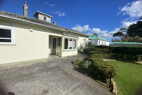 Photo of property in 32 Kitchener Road, Waiuku, 2123