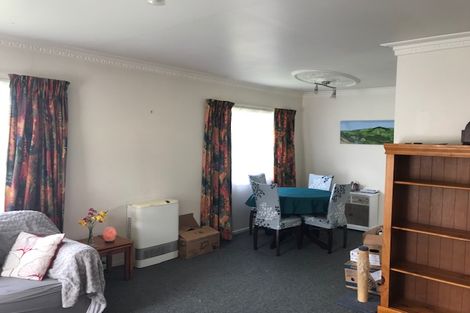 Photo of property in 56 Alison Street, Hamilton Lake, Hamilton, 3204
