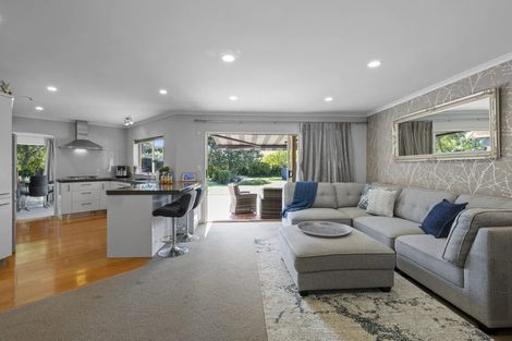 Photo of property in 63 Mcgiven Drive, Ridgewood, New Plymouth, 4371