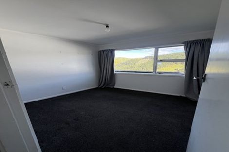 Photo of property in 74 Montreal Grove, Kingston, Wellington, 6021