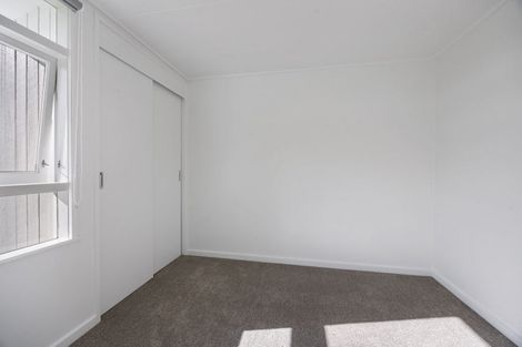 Photo of property in 6 Calgher Avenue, Waitara, 4320